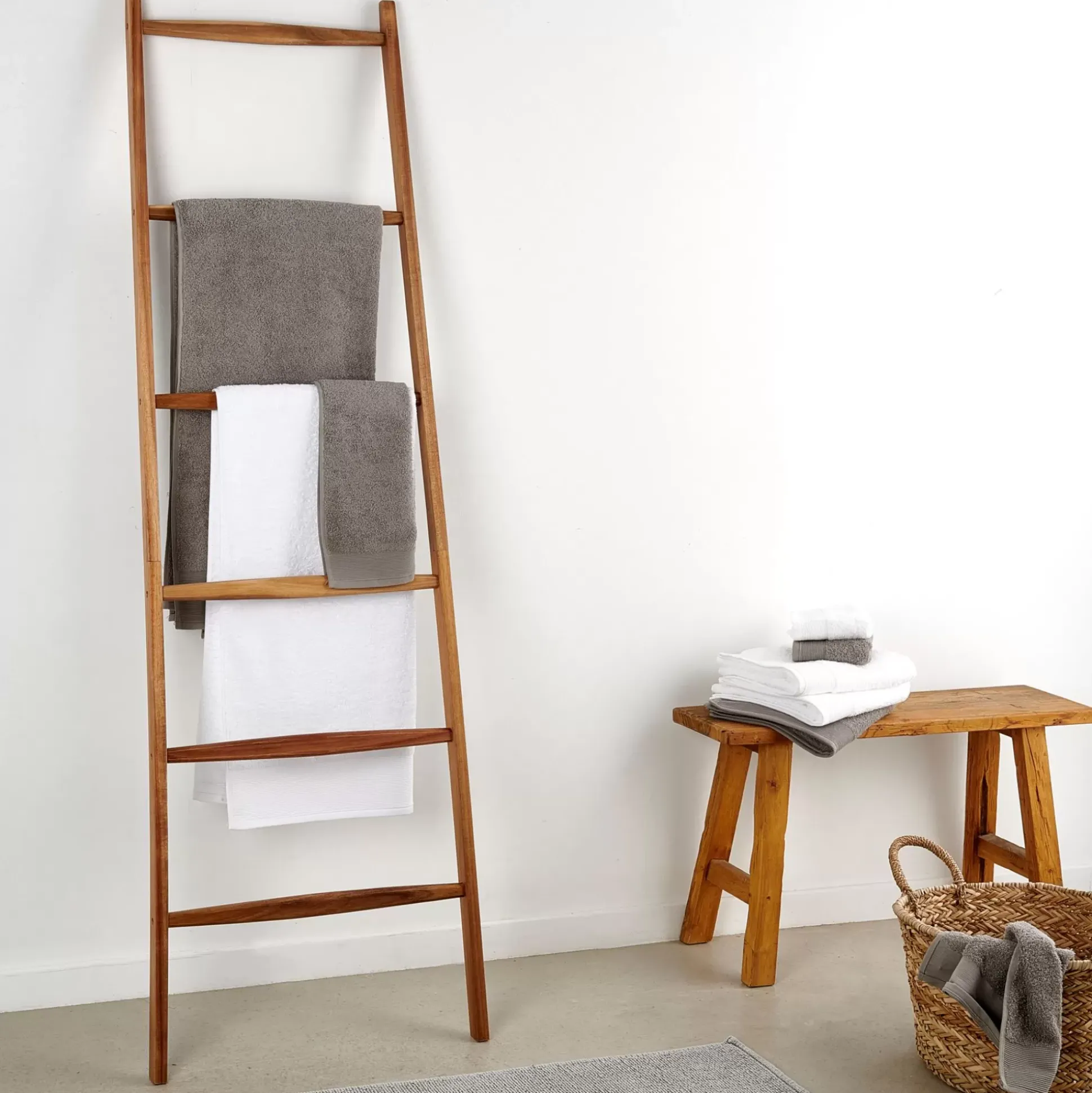 Estanterías<CASA Acacia Escalera Natural