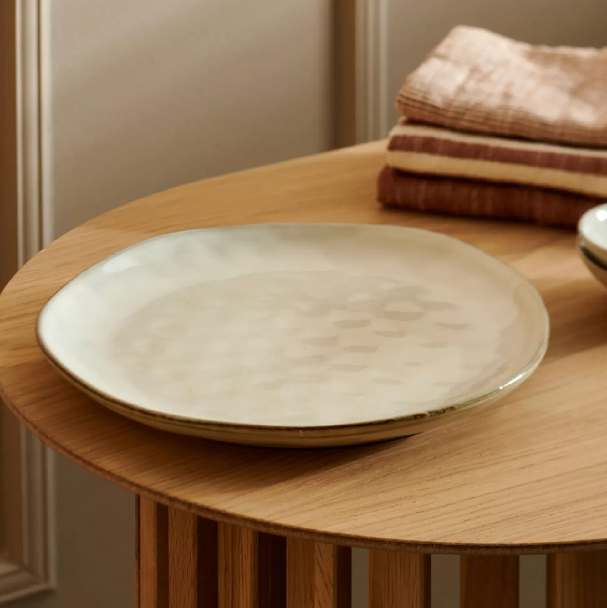 Platos<CASA Earth Marl Plato Llano Crema