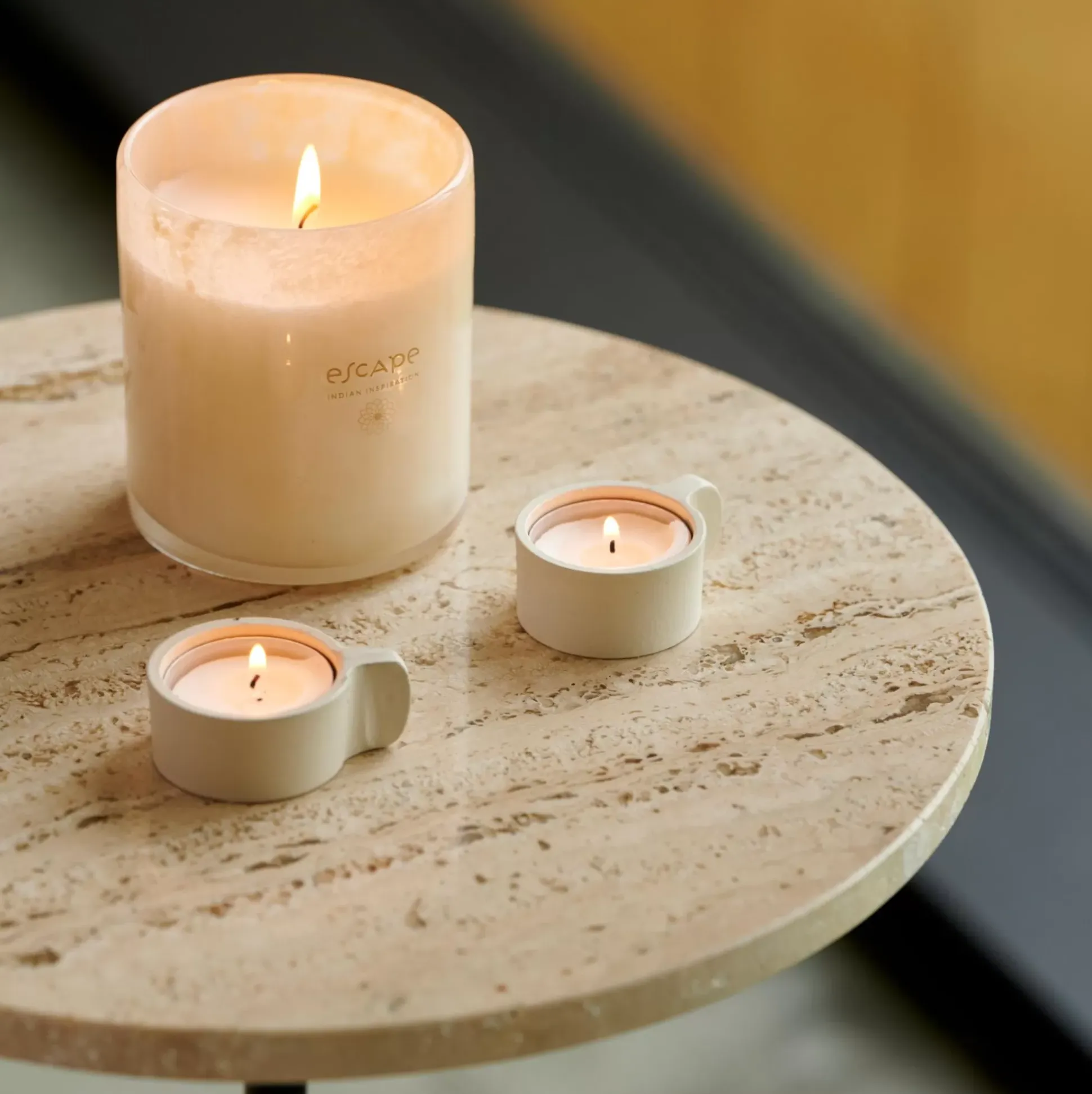 Velas<CASA Escape World Goa Vela Perfumada En Vaso Blanco, Color Rosa Viejo