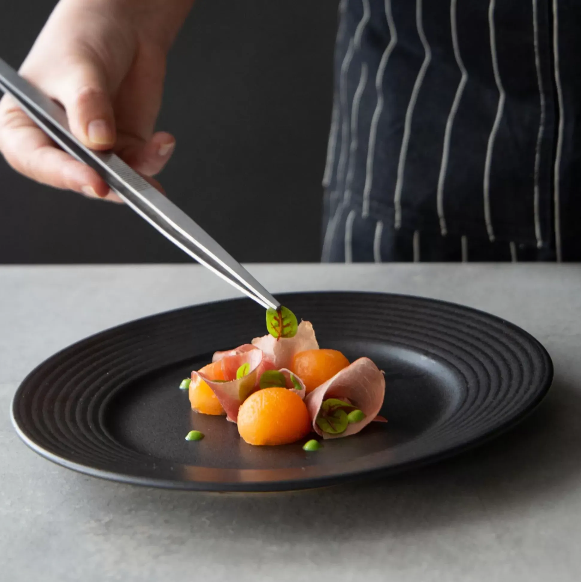 Platos<CASA Masterchef Plato Negro