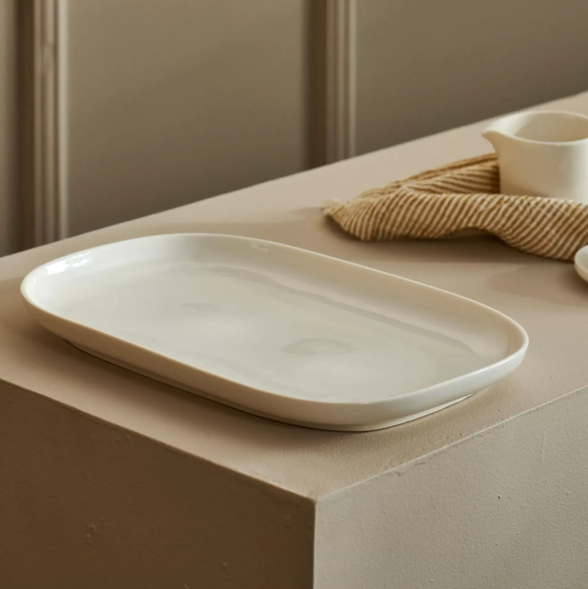 Platos<CASA Moon Plato Blanco